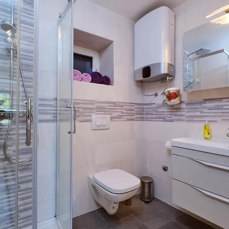 Domus Olivae * Nerezine