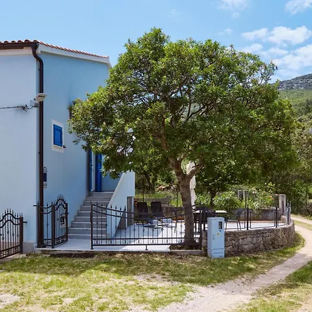 Holiday home Domus Olivae